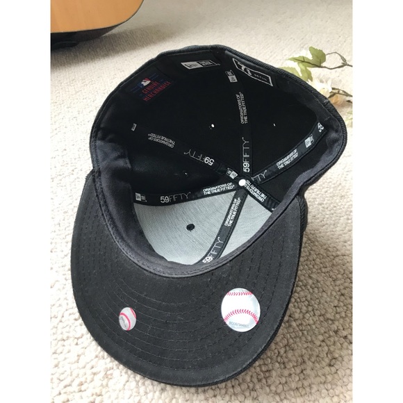 🚫 SOLD 🚫 Yankees Flat Brim Hat 🧢 - Picture 2 of 5